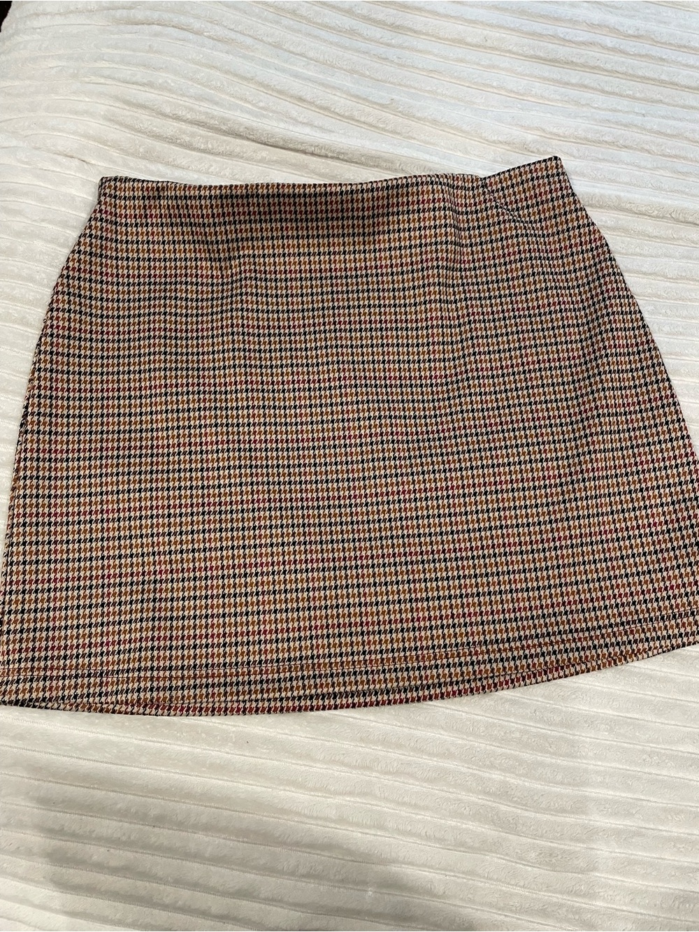 Maurices Mini Skirt in Brown, Black and Cream Houndstooth